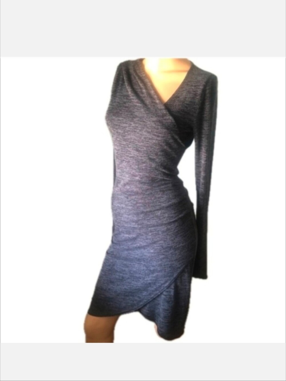 Aritzia Wilfred Free Yasmin Faux Wrap Ruched Bodycon Dress in Gray - Small